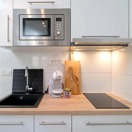 Smart & Cozy - Zf Hvar Lägenhet