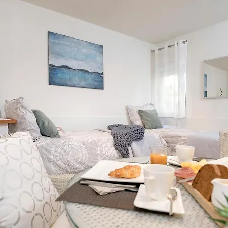 Smart & Cozy - Zf Hvar 아파트