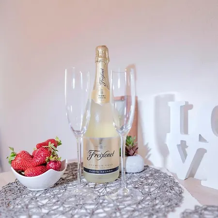 Smart & Cozy - Zf Hvar Lägenhet